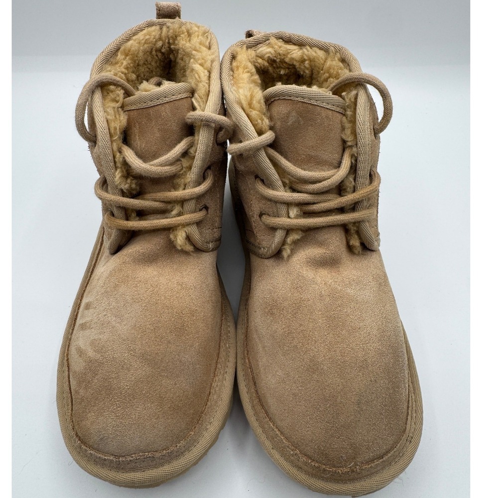 UGG Neumel Chestnut Suede‎ Lace Up Chukka Boots 1017320K Kids 5 Womens 7